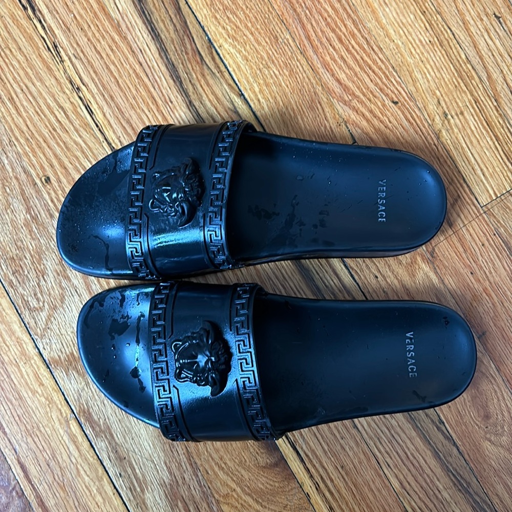 Versace Palazzo Slides size 10 US